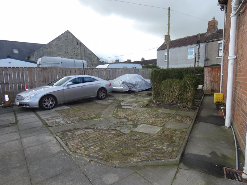 Rear- click for photo gallery